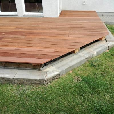 Terasa z části zastřešená - Masseranduba