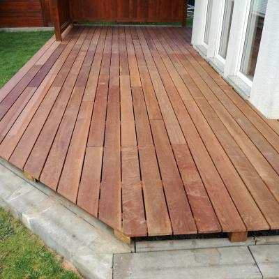 Terasa z části zastřešená - Masseranduba