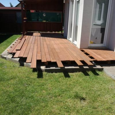 Terasa z části zastřešená - Masseranduba