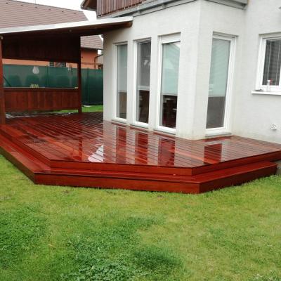 Terasa z části zastřešená - Masseranduba