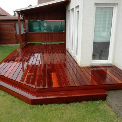 Terasa z části zastřešená - Masseranduba