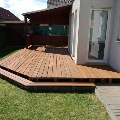 Terasa z části zastřešená - Masseranduba